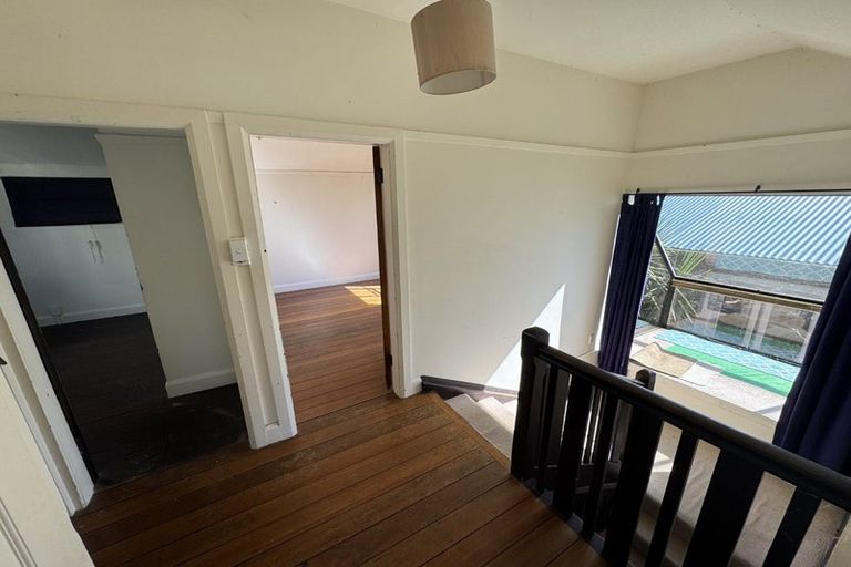 Photo of property in 4 Barton Terrace, Thorndon, Wellington, 6011