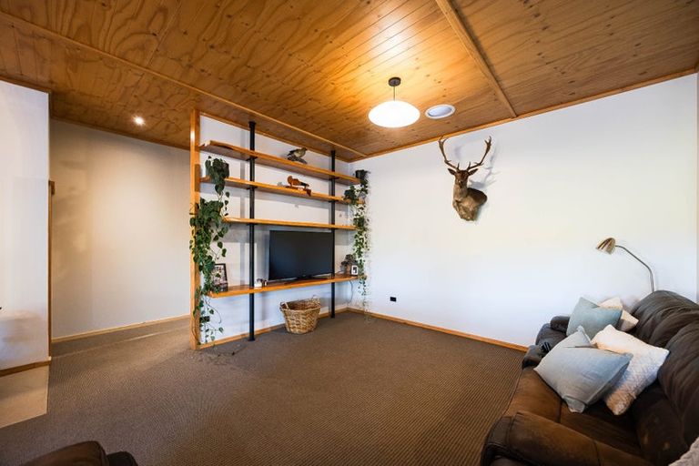 Photo of property in 979 Kaipara Flats Road, Kaipara Flats, Warkworth, 0984