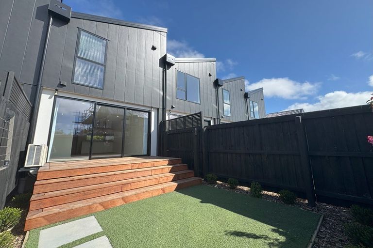 Photo of property in 1/335 Gloucester Street, Christchurch Central, Christchurch, 8011
