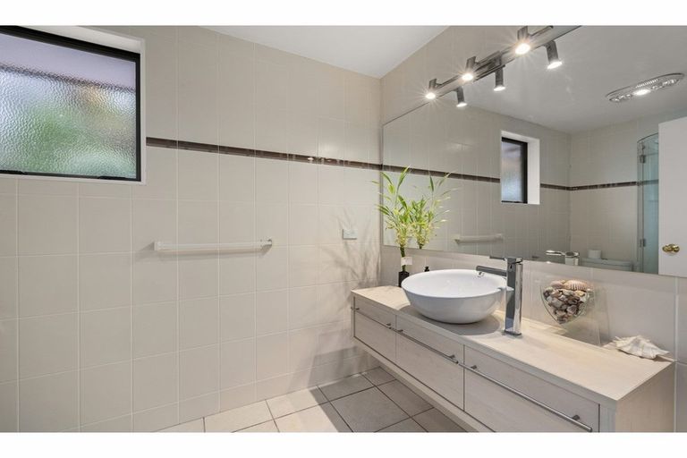 Photo of property in 71k Pa Road, Kerikeri, 0230