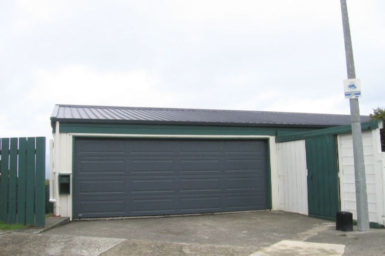 Photo of property in 9 Bharat Terrace, Broadmeadows, Wellington, 6035