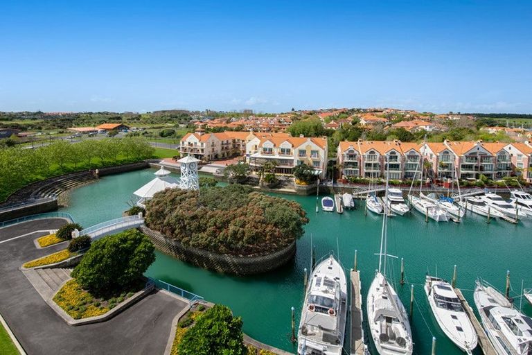 Photo of property in 35 Waterside Crescent, Gulf Harbour, Whangaparaoa, 0930