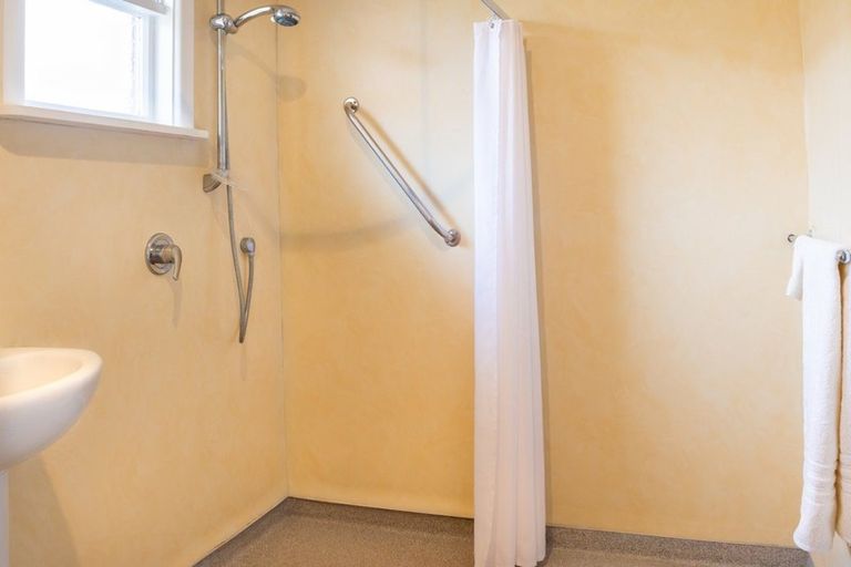 Photo of property in 35 Stanbury Avenue, Somerfield, Christchurch, 8024