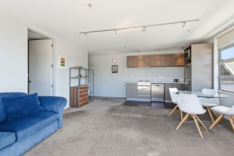 Photo of property in Vespa Apartments, 504/20 Hanson Street, Mount Cook, Wellington, 6021