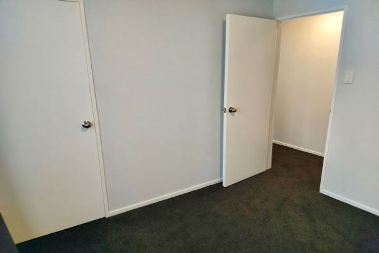 Photo of property in 2 Hill Court, Awapuni, Palmerston North, 4412