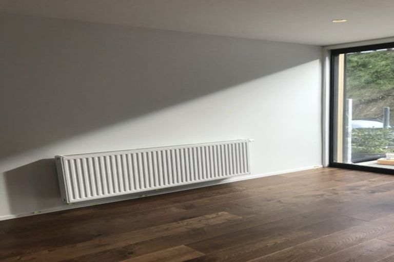 Photo of property in 4 Erica Pabst Way, Island Bay, Wellington, 6023