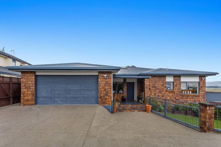 Photo of property in 19 Panorama Place, Coastlands, Whakatane, 3120