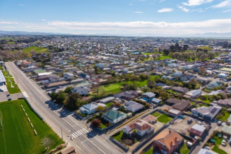 Photo of property in 327 Church Street, West End, Timaru, 7910