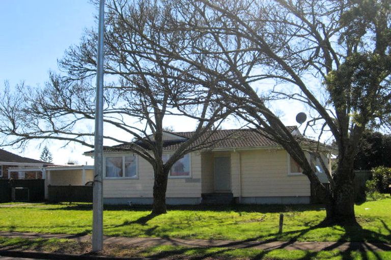 Photo of property in 11 Harrier Place, Papakura, 2110