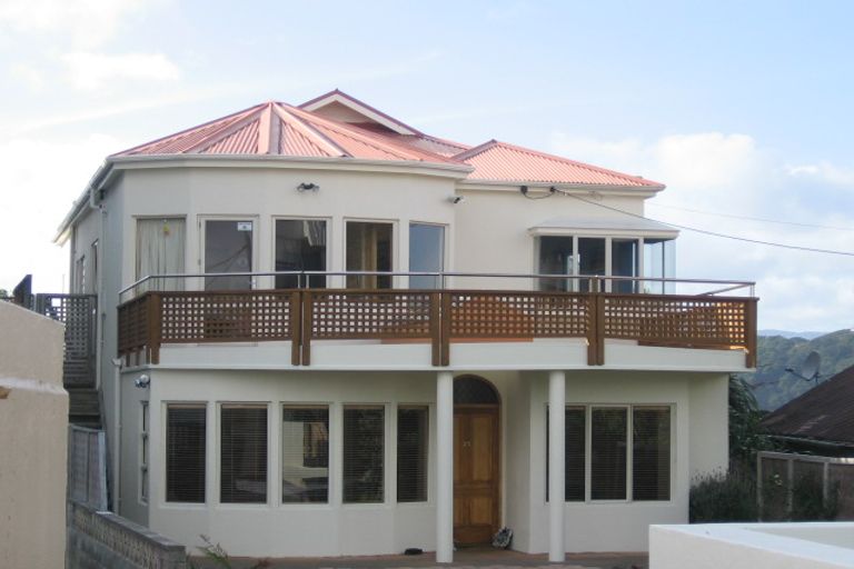 Photo of property in 25 Maida Vale Road, Roseneath, Wellington, 6011