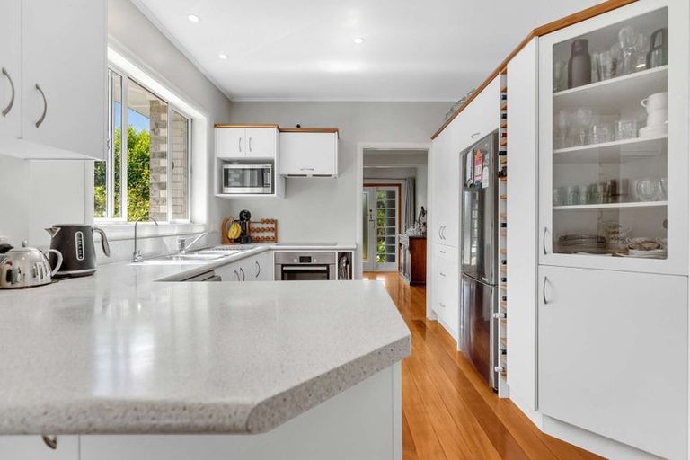 Photo of property in 67 Forest Lake Road, Forest Lake, Hamilton, 3200