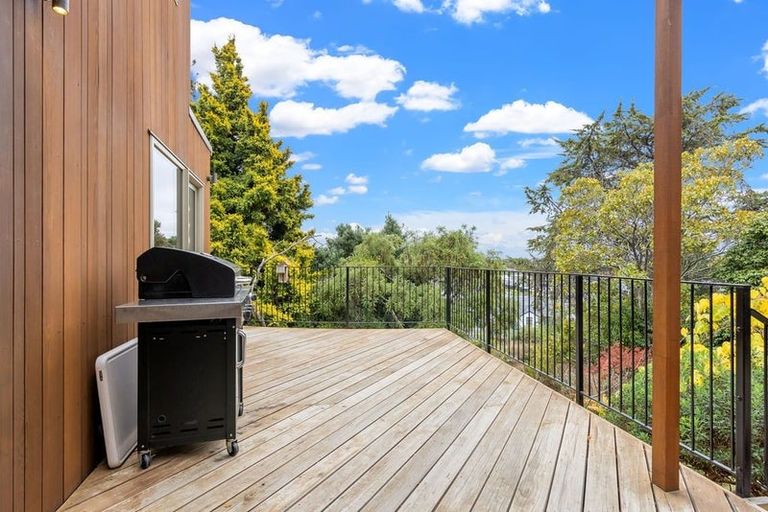 Photo of property in 865 Cashmere Road, Halswell, Christchurch, 8025