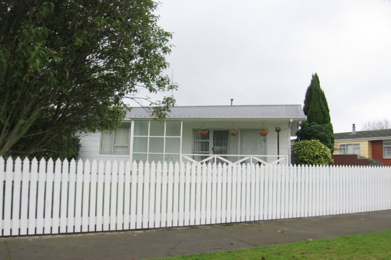 Photo of property in 43 Kaimanawa Street, Kelvin Grove, Palmerston North, 4414