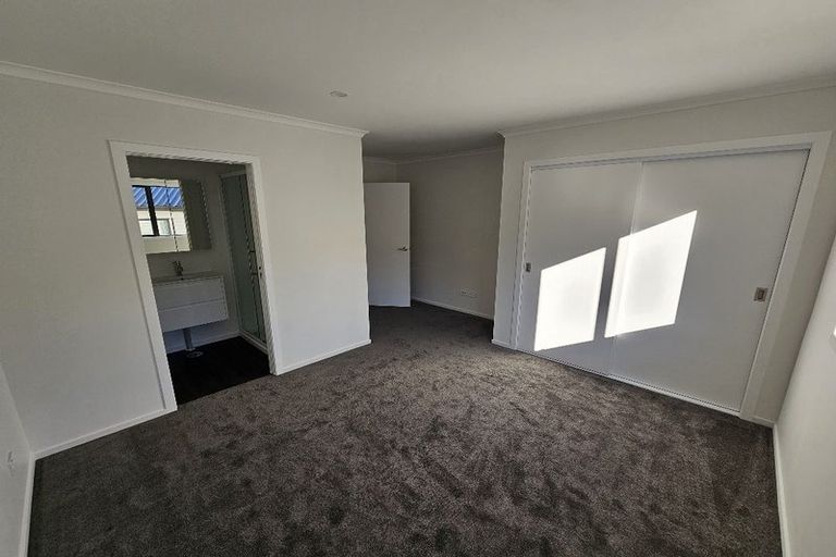 Photo of property in 1d Ingram Street, Naenae, Lower Hutt, 5011