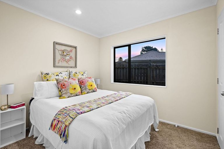 Photo of property in 20 Jury Place, Favona, Auckland, 2024