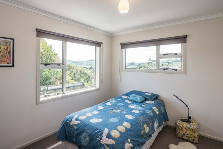 Photo of property in 6 Brydon Way, Paparangi, Wellington, 6037