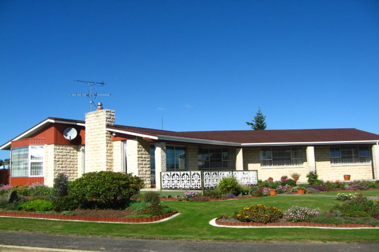 Photo of property in 2 Rowan Place, Mosgiel, 9024