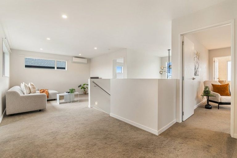 Photo of property in 28 Bine Crescent, Orewa, 0931