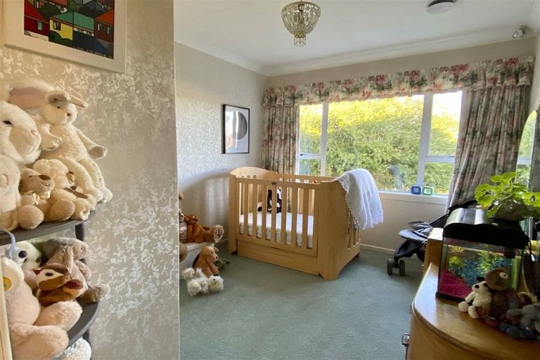 Photo of property in 36 Highfield Terrace, Newfield, Invercargill, 9812