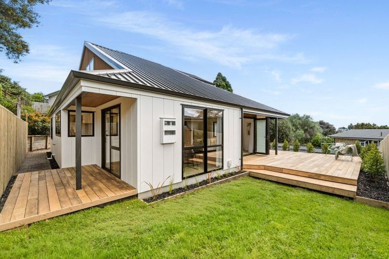 Photo of property in 144b Bellevue Road, Brookfield, Tauranga, 3110