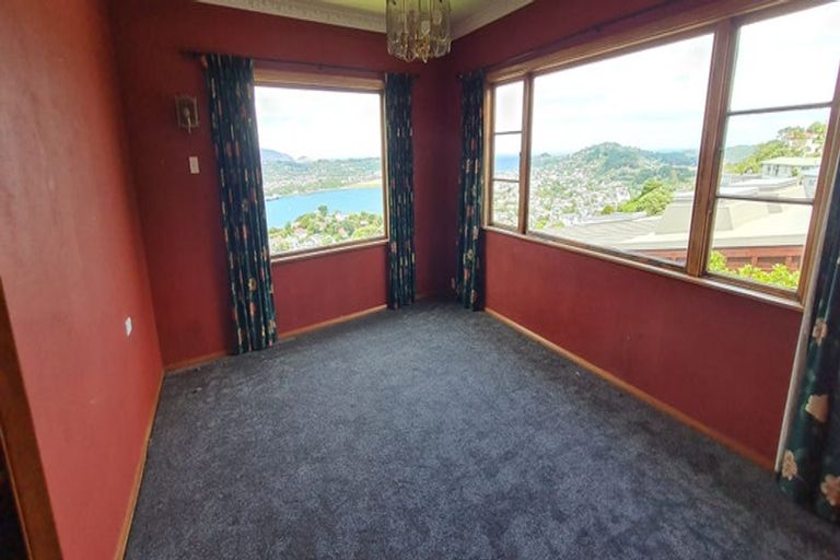 Photo of property in 19 Alexandra Road, Roseneath, Wellington, 6021