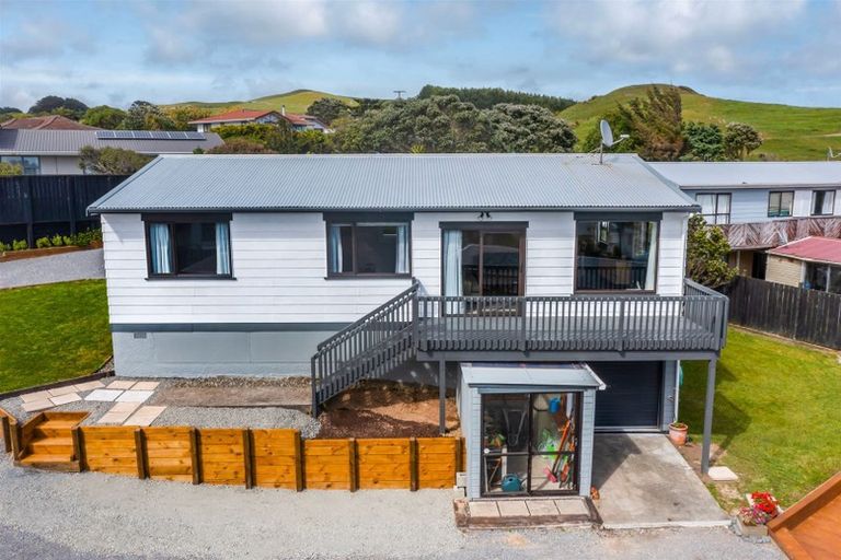 Photo of property in 9 Moki Street, Titahi Bay, Porirua, 5022