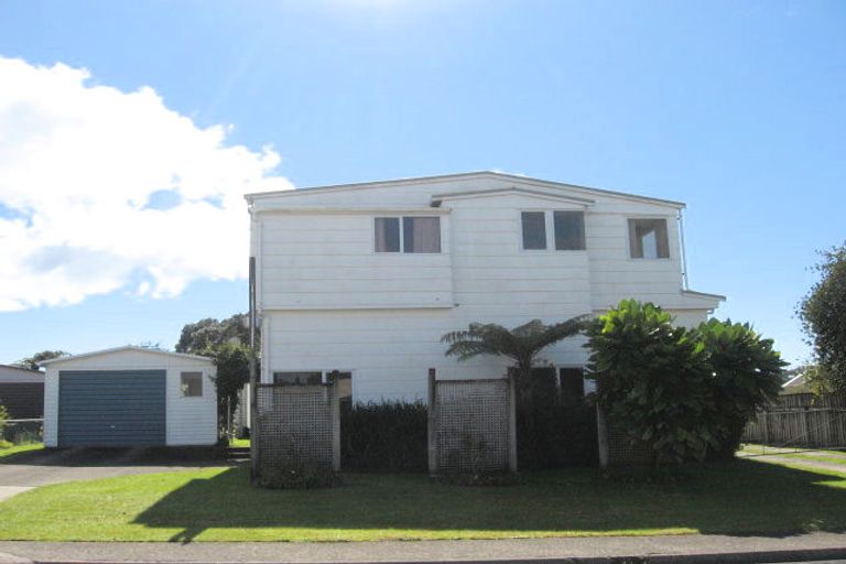 Photo of property in 4 Tui Terrace, Tairua, 3508