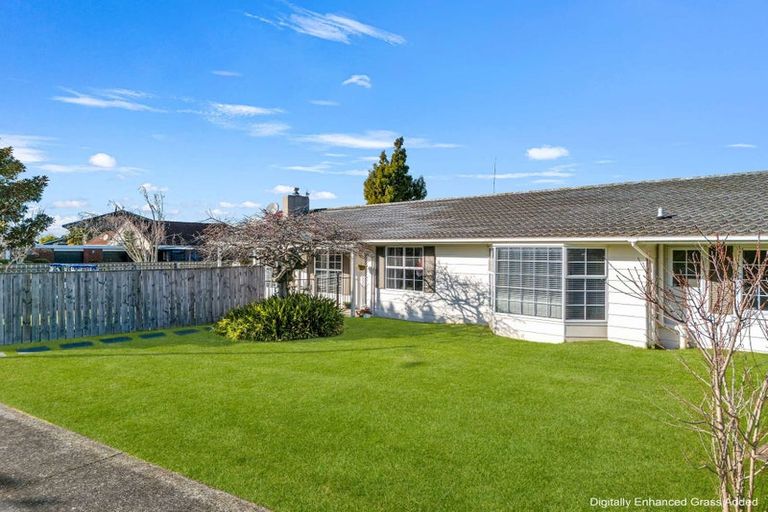 Photo of property in 1 D'arcy Place, Taradale, Napier, 4112