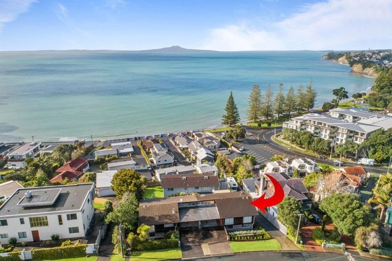 Photo of property in 1/25 Oban Road, Browns Bay, Auckland, 0630