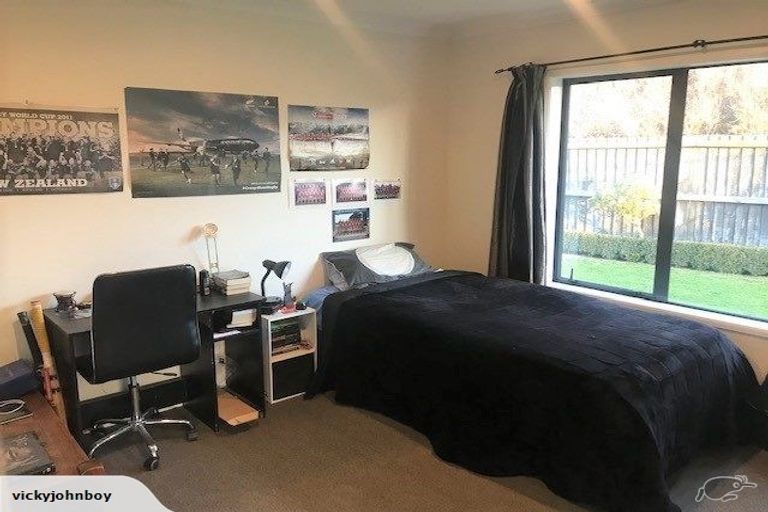 Photo of property in 34 Limes Avenue, Parklands, Christchurch, 8083