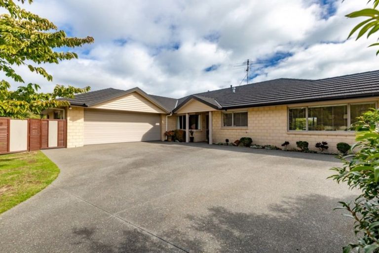 Photo of property in 7 Ashleigh Way, Waikanae Beach, Waikanae, 5036