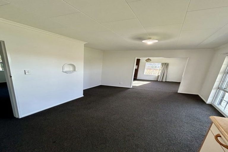 Photo of property in 68 Highbury Drive, Levin, 5510