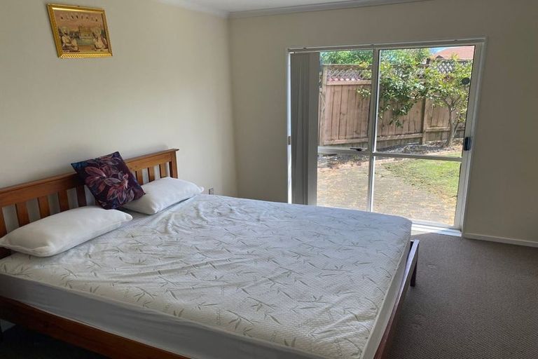 Photo of property in 57 Riverton Drive, Randwick Park, Auckland, 2105