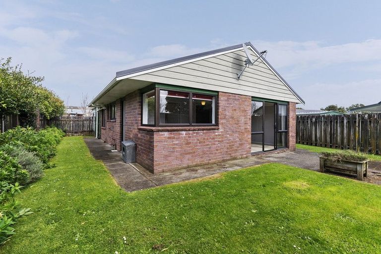 Photo of property in 33b Branch Road, Highlands Park, New Plymouth, 4312