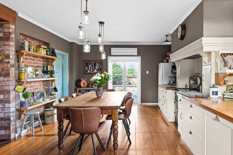 Photo of property in 178 Avenue Road, Greenmeadows, Napier, 4112