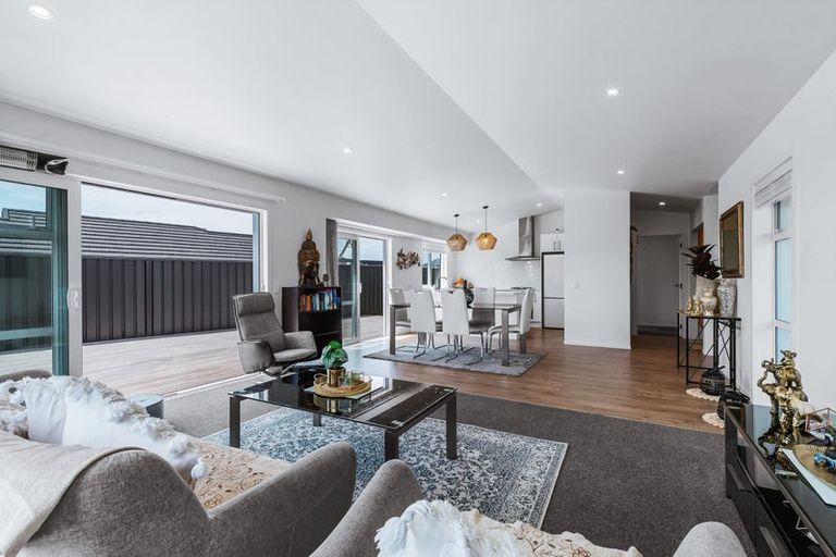 Photo of property in 25 Harakeke Drive, Wharewaka, Taupo, 3330