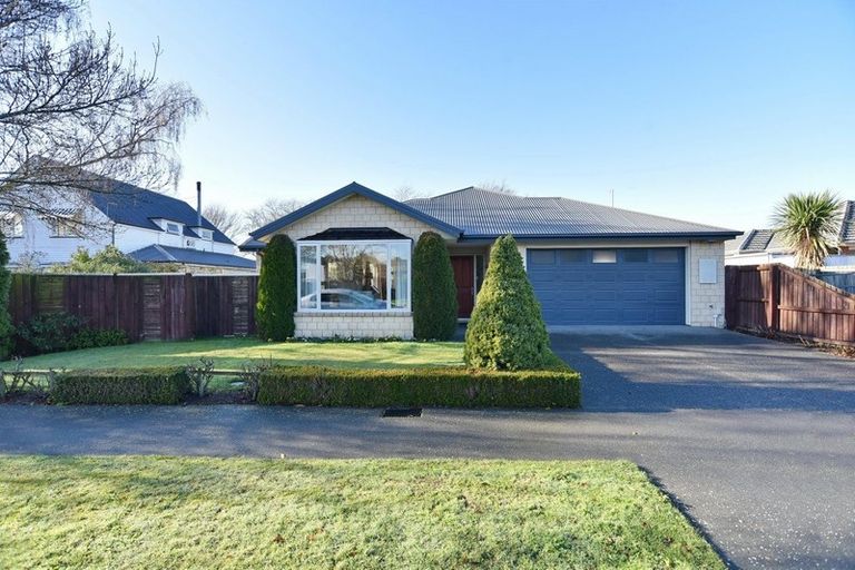 Photo of property in 36 Withells Road, Avonhead, Christchurch, 8042