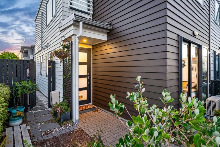 Photo of property in 9 Fuselage Road, Hobsonville, Auckland, 0616