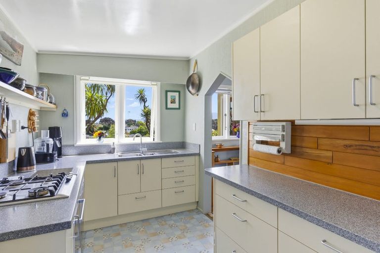 Photo of property in 74a Raumati Road, Raumati Beach, Paraparaumu, 5032
