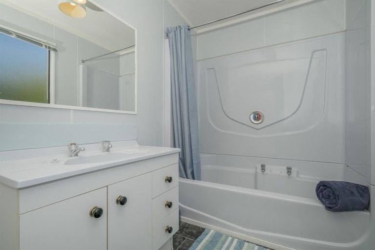 Photo of property in 38a Catherine Crescent, Whitianga, 3510