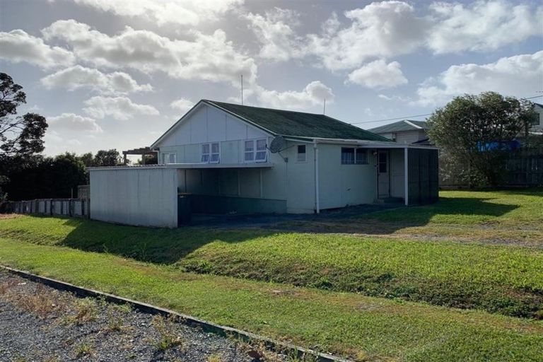 Photo of property in 329 Mahurangi East Road, Snells Beach, 0920