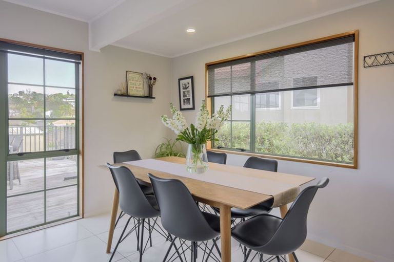 Photo of property in 16 Donald Street, Stanmore Bay, Whangaparaoa, 0932