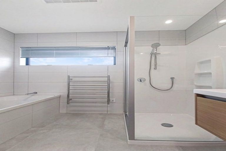 Photo of property in 18 Te Mura Crescent, Takanini, 2112