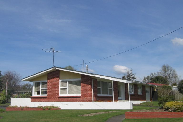 Photo of property in 42 Hillcrest Avenue, Hillcrest, Rotorua, 3015