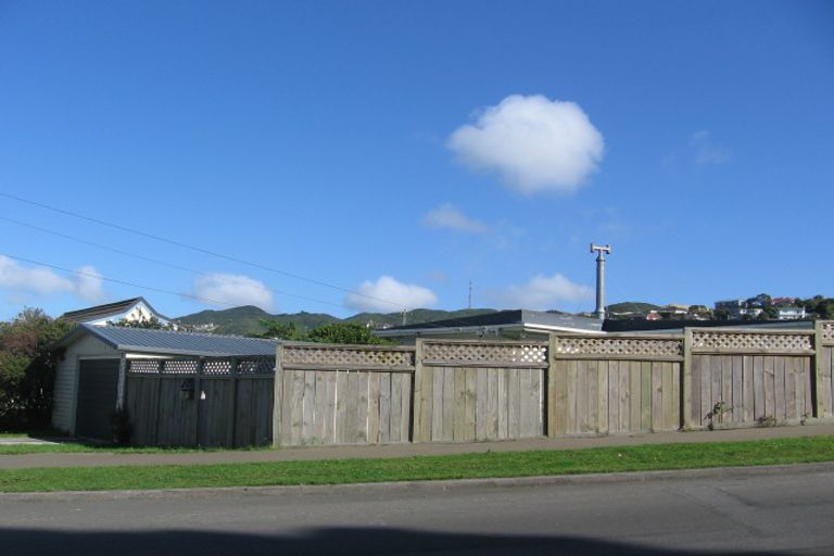 Photo of property in 29 Ironside Road, Johnsonville, Wellington, 6037