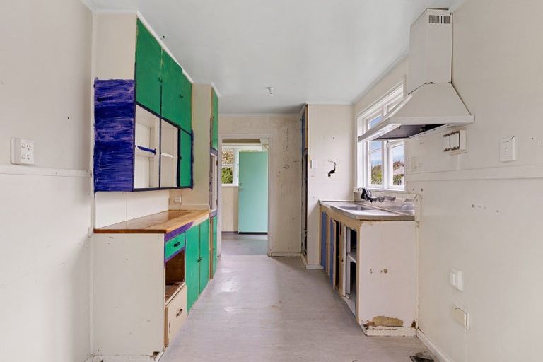 Photo of property in 21 Shirley Road, Mairehau, Christchurch, 8013