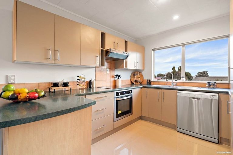 Photo of property in 134 Finlayson Avenue, Clendon Park, Auckland, 2103