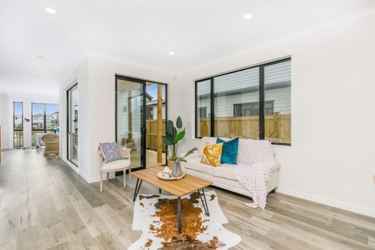 Photo of property in 41 Myland Drive, Hobsonville, Auckland, 0616