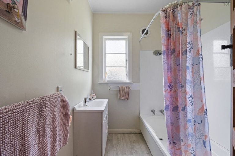 Photo of property in 14 Joseph Street, West End, Palmerston North, 4412