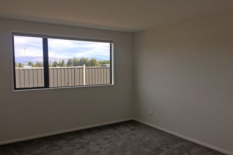 Photo of property in 4 Teal Place, Lake Hawea, Wanaka, 9382